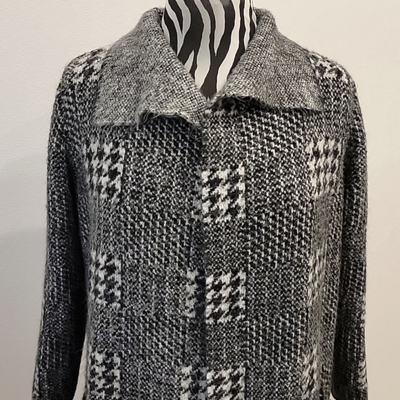 🍃 Joseph A, knit jacket coat sweater Sz M - Picture 2 of 13